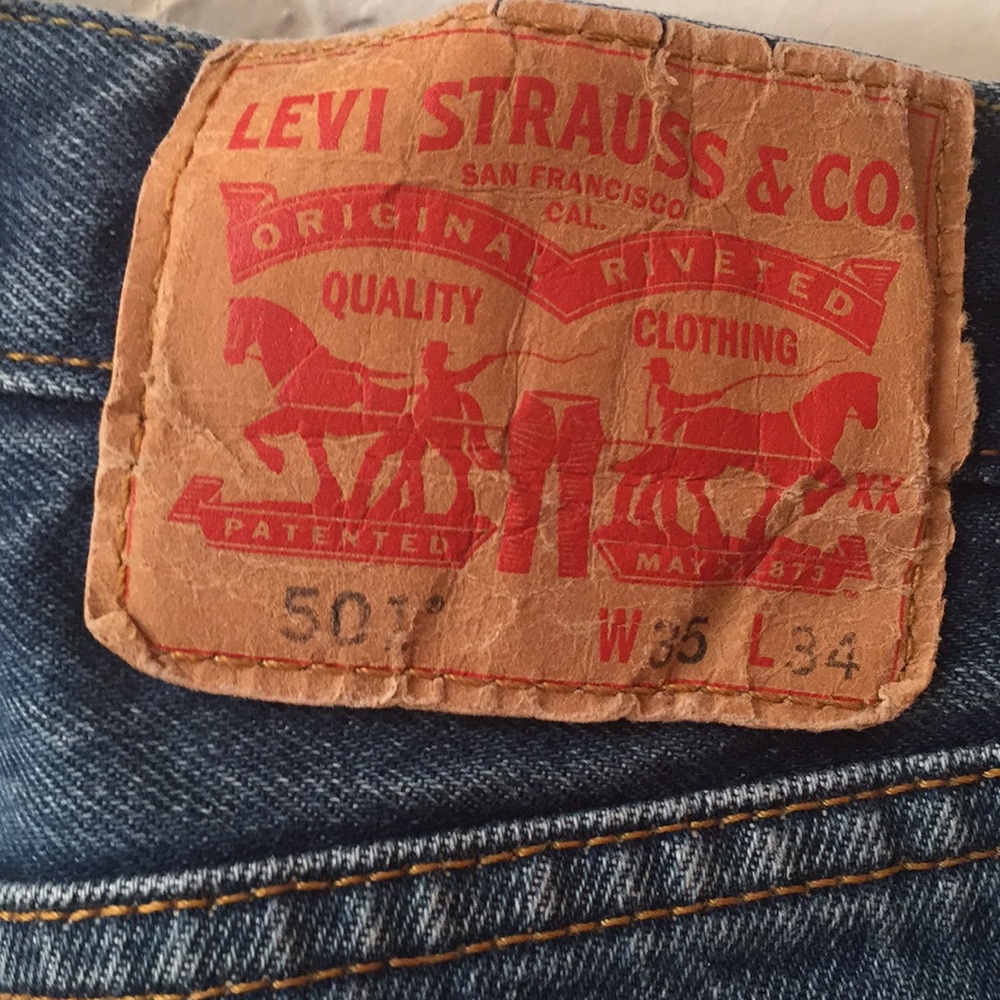 Vintage Levi’s 501 35x34 denim